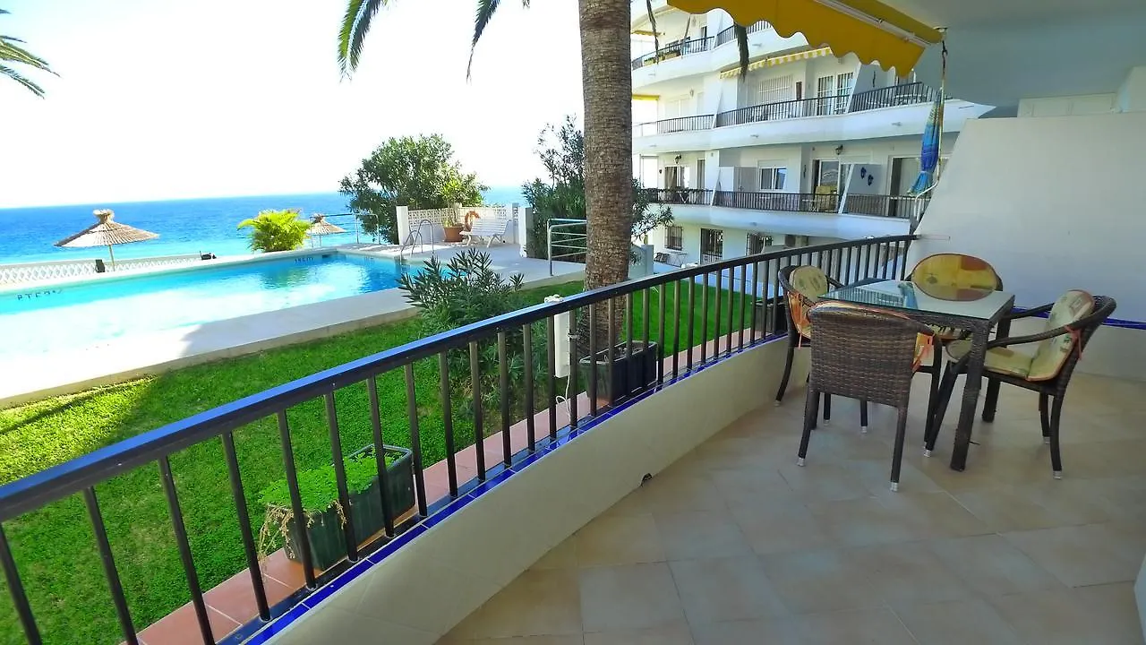 Acapulco Playa - Nerja Apartment