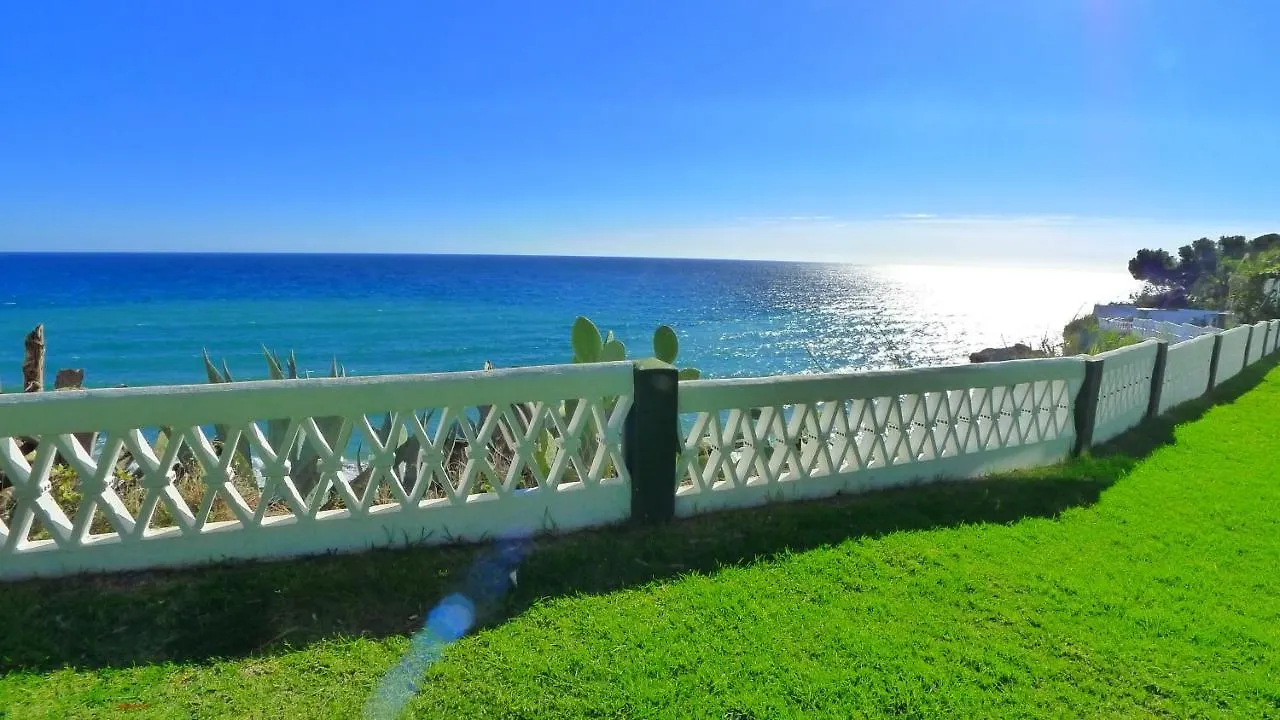 Acapulco Playa - Nerja Apartment
